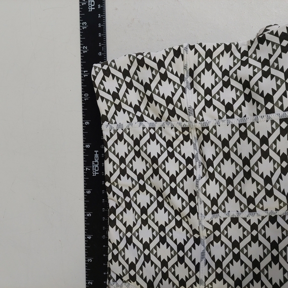VARLEY Bedford Yoga Workout Pants Equinox Geo Aztec Print Size XS - Picture 6 of 9